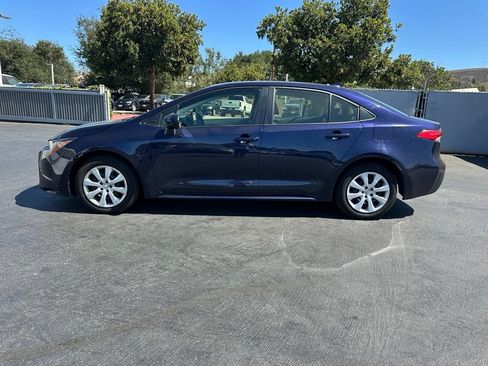 Used 2023 Toyota Corolla LE w/ Carpet Mat Package (TMS) FWD image 2