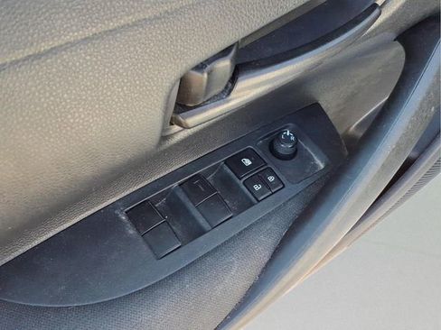 Used 2023 Toyota Corolla LE w/ LE Convenience Package image 17