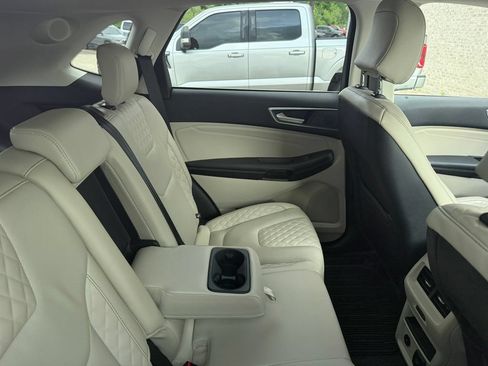 Certified 2024 Ford Edge Titanium w/ Equipment Group 301A AWD/4WD image 9