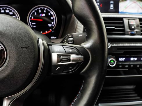 Used 2018 BMW M2 RWD image 34
