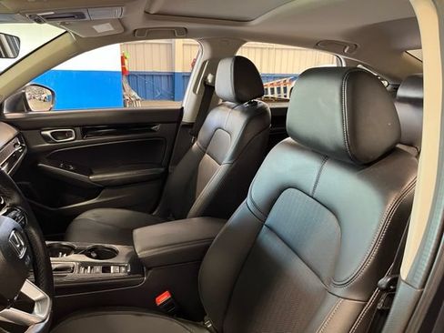 Used 2022 Honda Civic Touring image 23