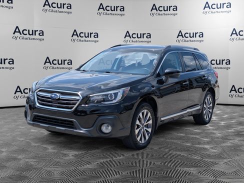 Used 2019 Subaru Outback 2.5i Touring AWD/4WD image 4