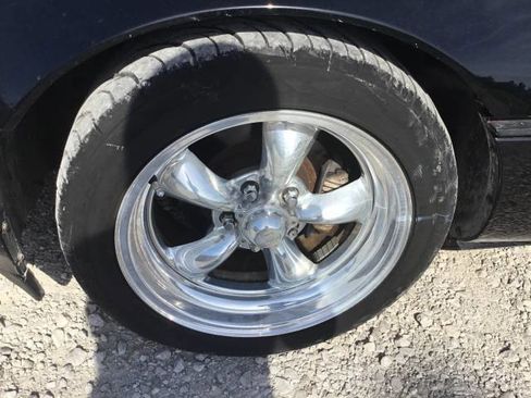 Used 1987 Chevrolet Corvette Coupe RWD image 9