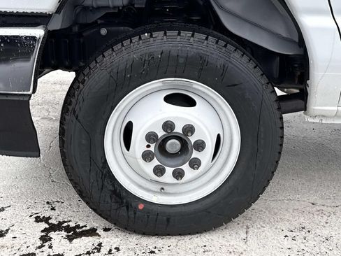 New 2027 Ford E-450 and Econoline 450 Super Duty w/ Power Equipment Group RWD image 9