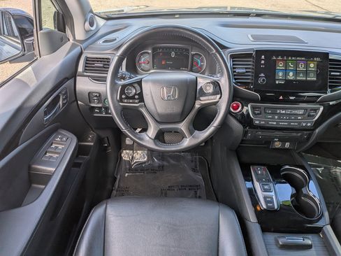 Used 2022 Honda Pilot Touring image 20