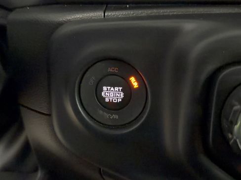 Used 2022 Jeep Wrangler Sport AWD/4WD image 20