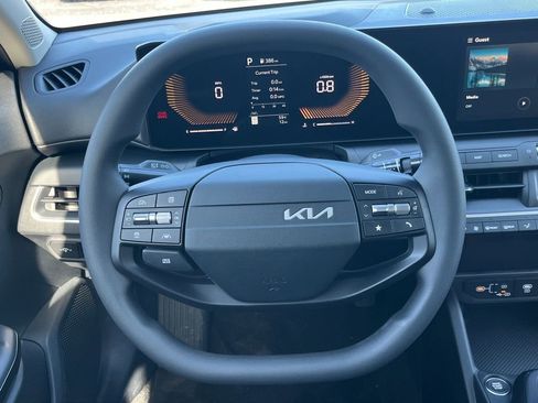 New 2026 Kia K4 LXS image 20