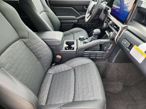 New 2026 Toyota 4Runner TRD Off-Road Premium AWD/4WD image 12