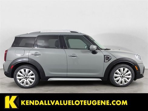 Used 2021 MINI Cooper Countryman S w/ Signature Upholstery Package image 6