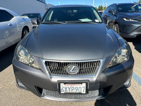 Used 2012 Lexus IS 250 w/ Premium Pkg Value Edition RWD image 2