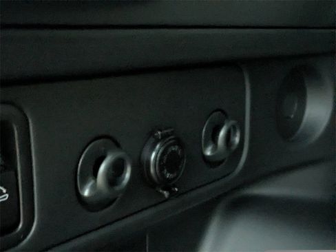 New 2025 Subaru Forester Limited image 13