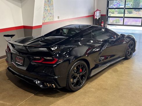 Used 2022 Chevrolet Corvette Stingray Premium Conv w/ Z51 Performance Package RWD image 32