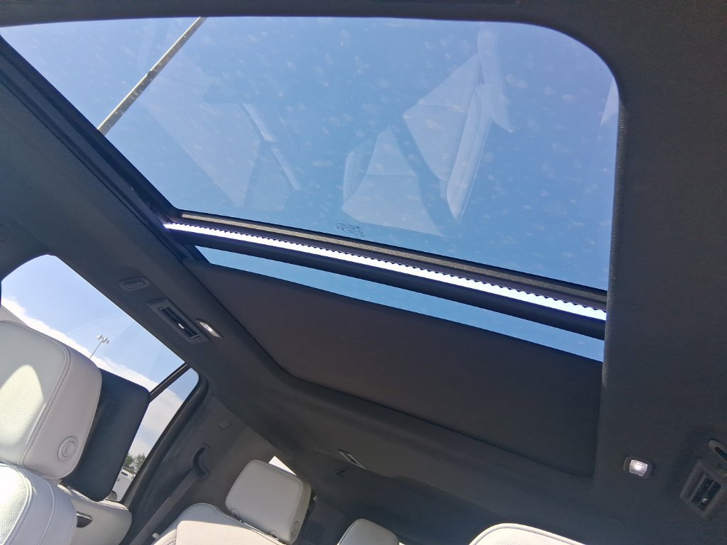 New 2025 Chevrolet Tahoe Premier AWD/4WD image 32