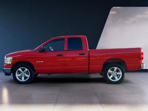 Used 2008 Dodge Ram 1500 Truck SLT image 2