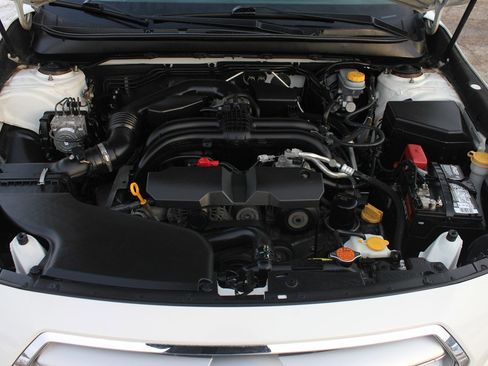 Used 2015 Subaru Legacy 2.5i Premium image 49