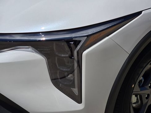 New 2026 Kia K4 FWD image 7