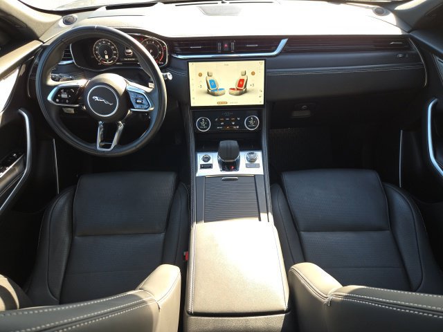 Used 2026 Jaguar F-PACE R-Dynamic S AWD/4WD image 10