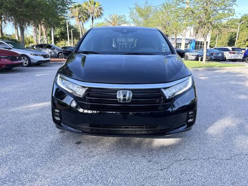 Used 2024 Honda Odyssey Touring image 9