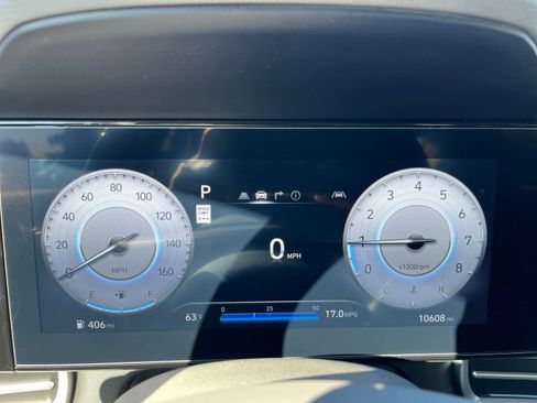 Used 2025 Hyundai Elantra SEL image 40