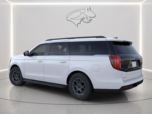 New 2026 Ford Expedition Max Active image 4