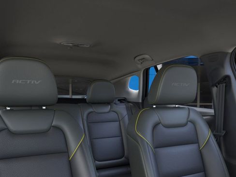 New 2026 Chevrolet Trax ACTIV image 24
