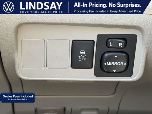 Used 2010 Toyota Corolla LE FWD image 20