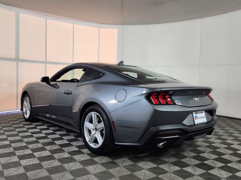 New 2026 Ford Mustang image 5