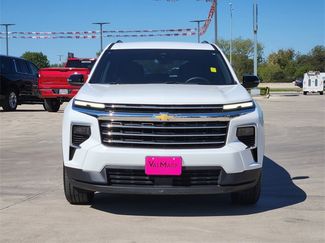 Used 2025 Chevrolet Traverse LT video 2