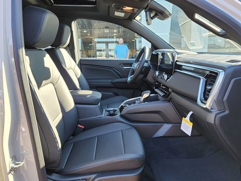 New 2026 GMC Canyon Elevation w/ Convenience Package image 41