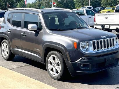 Used 2018 Jeep Renegade Limited w/ UConnect 8.4 Nav Group