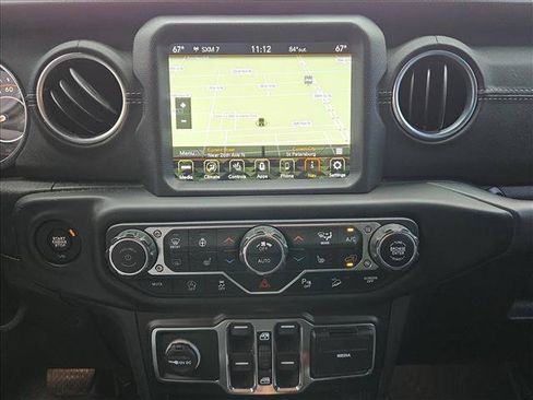 Used 2020 Jeep Wrangler Unlimited Sahara AWD/4WD image 13