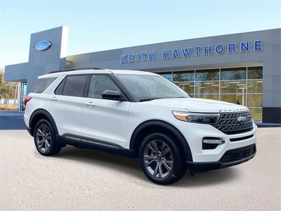Certified 2022 Ford Explorer XLT w/ Equipment Group 202A