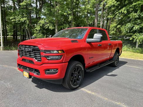 Certified 2026 RAM 2500 Big Horn AWD/4WD image 7