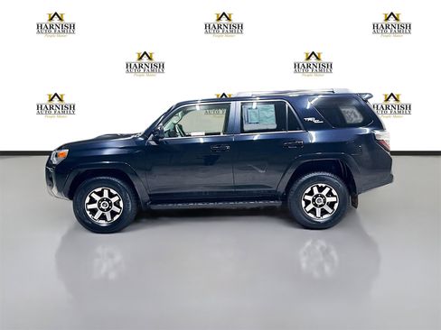 Used 2024 Toyota 4Runner TRD Off-Road image 8