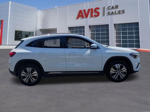 Used 2025 Mercedes-Benz GLA 250 4MATIC image 5