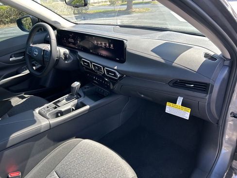 New 2026 Nissan Sentra SV w/ SV Convenience Package image 43