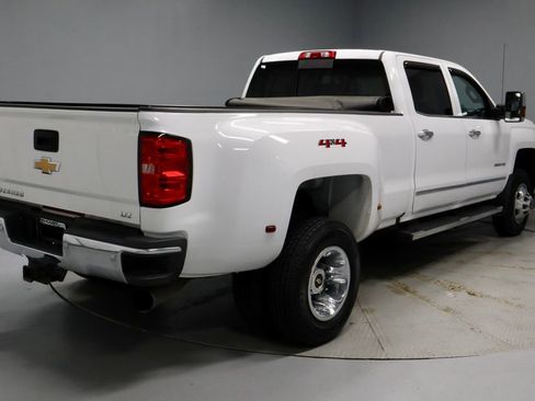 Used 2019 Chevrolet Silverado 3500 LTZ w/ Duramax Plus Package AWD/4WD image 10