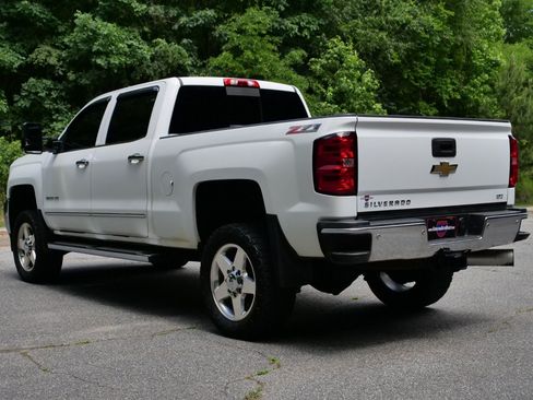 Used 2015 Chevrolet Silverado 2500 LTZ w/ Duramax Plus Package AWD/4WD image 17