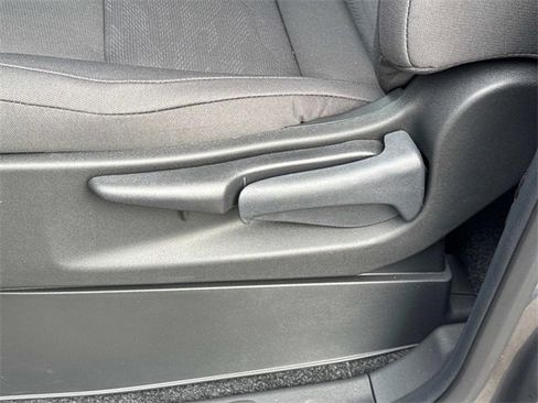 New 2026 Nissan Frontier S image 21