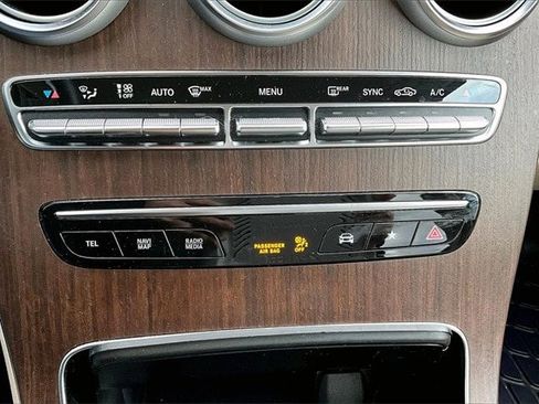 Certified 2022 Mercedes-Benz GLC 300 4MATIC image 11