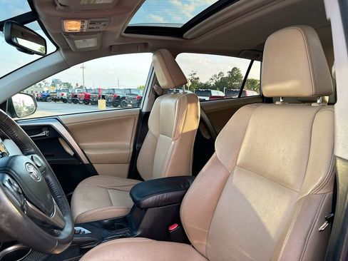 Used 2013 Toyota RAV4 Limited AWD/4WD image 8