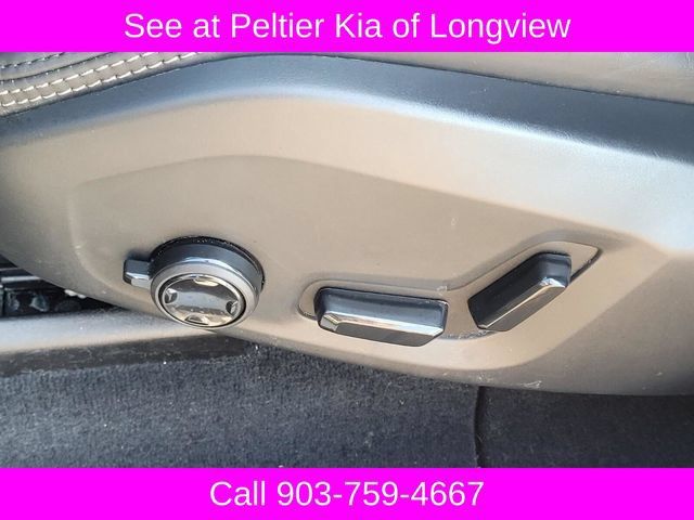 Used 2025 Volvo XC60 B5 Ultra w/ Protection Package Premier AWD/4WD image 17