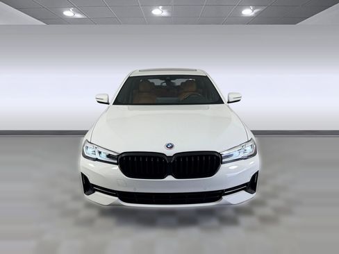 Used 2021 BMW 530i w/ Convenience Package RWD image 6