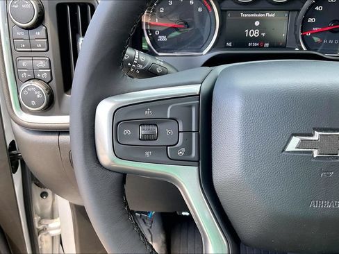 Used 2022 Chevrolet Silverado 1500 LT Trail Boss w/ Bed Protection Package AWD/4WD image 12