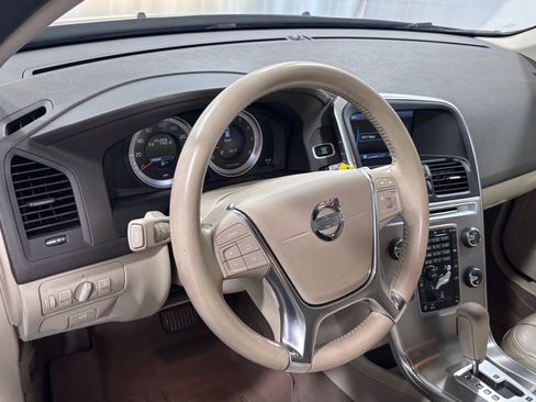 Used 2012 Volvo XC60 T6 AWD/4WD image 9