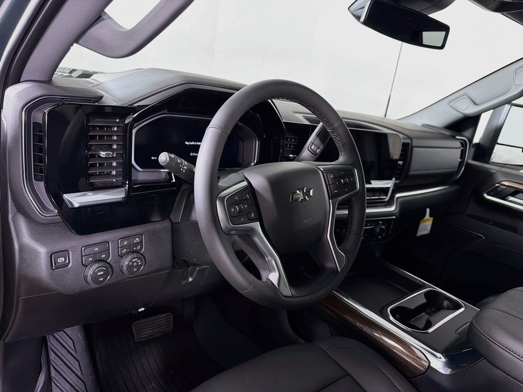 New 2026 Chevrolet Silverado 3500 LT AWD/4WD image 9