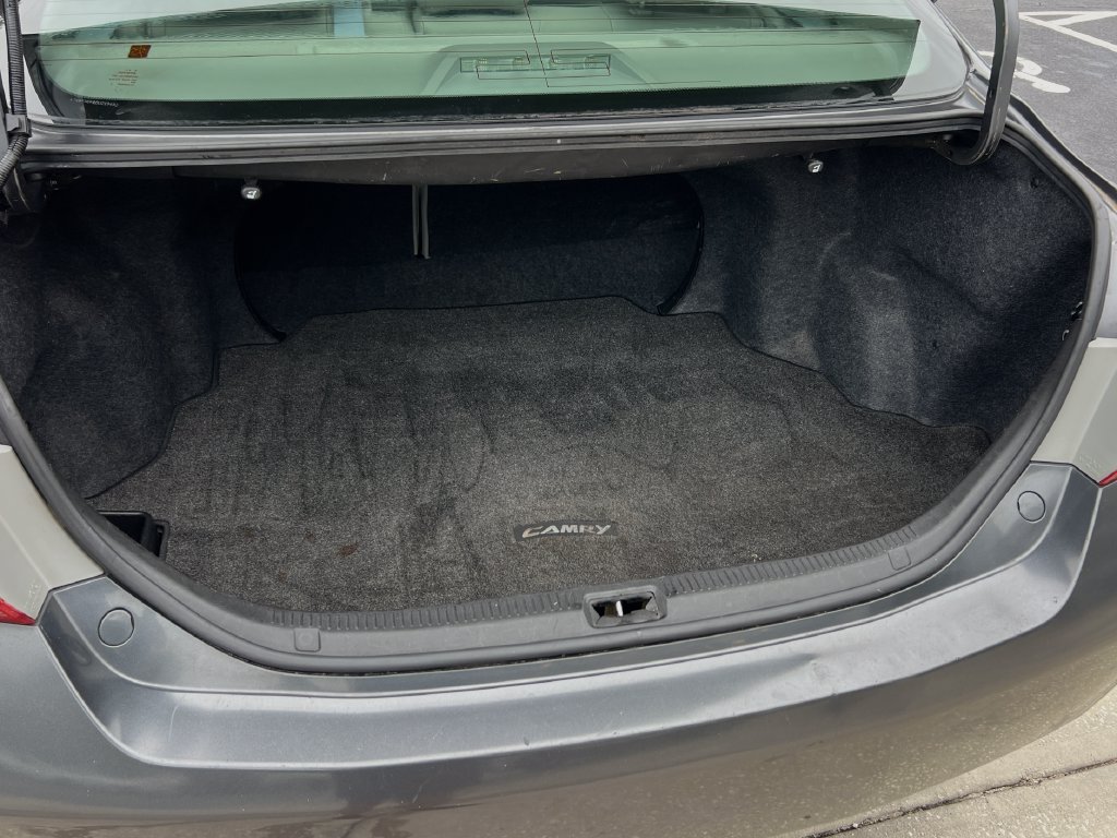 Used 2011 Toyota Camry LE w/ LE Extra-Value Pkg FWD image 17
