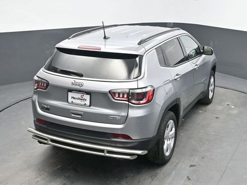 Used 2021 Jeep Compass Latitude image 29