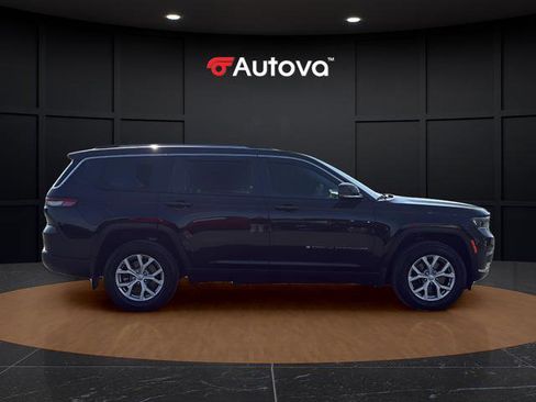 Used 2022 Jeep Grand Cherokee L Limited AWD/4WD image 6