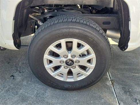 Used 2024 Toyota Tacoma SR5 image 6
